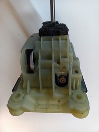 фото thumb №9, Mercedes w211 a2112674224 вибірник перемикання передач домкрат