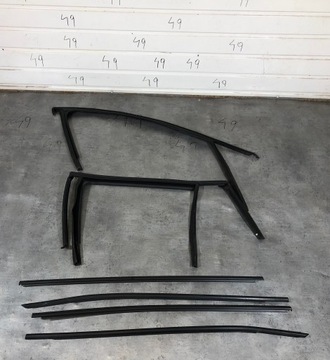 фото thumb №1, Skoda octavia 4 5e прокладки дверь левых перед зад комплект левая сторона