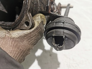 фото thumb №5, Клапан egr toureg 2.5 tdi 070128073 070128070b