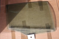 фото thumb №1, Volvo v60 i стекло дверь правый задняя задняя