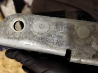 фото thumb №7, Vw golf v plus петли капот комплект