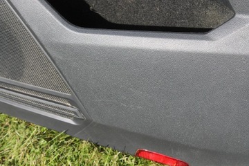 фото thumb №7, Боковина двері оббивка правий зад vw tiguan ii r line шкіра