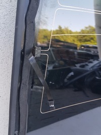 фото thumb №12, Скло задня панорама tesla 3 1520024-00-b