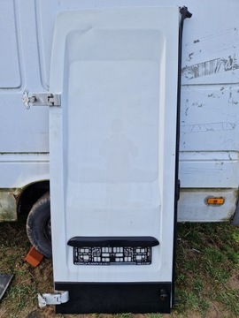 фото thumb №1, Дверь распашные левый зад iveco daily iv 06-