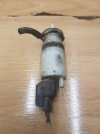 фото thumb №1, Помпа омывателя chrysler voyager iv