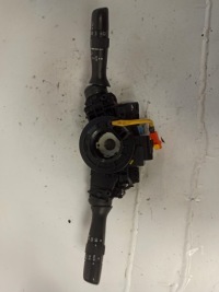 фото thumb №1, Toyota avensis t27 переключатель комбинированный лента 89245-05020