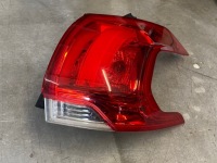 фото thumb №1, Лампа правая задняя задняя комплектная peugeot 2008 i 9678074380