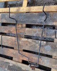 фото thumb №1, Кронштейн колеса запасного dacia logan i 1 04-