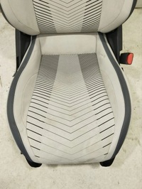 фото thumb №14, Maserati mc20 2023 сидіння, сидіння 670270715