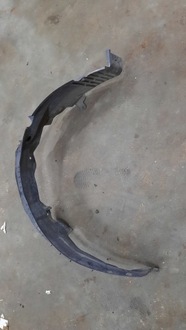 фото thumb №1, Подкрылок перед правое volvo v40 95-00r