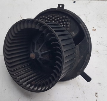 фото thumb №1, Повітродувка резистор резистор вентилятор seat audi vw 3c0907521