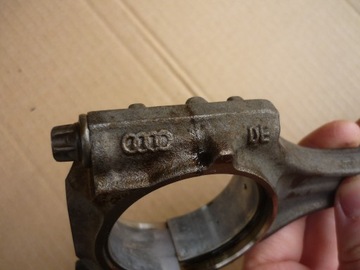 фото thumb №15, Поршень + шатун 2.0 fsi 150km blx blr bvy bvx axw bvz bly awa 06bh исправный