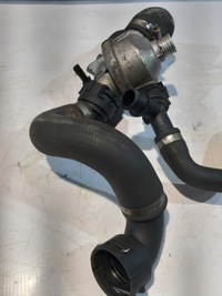 фото thumb №8, Bmw e90 2.5 b оригинальный номер 11997710 корпус термостата wahler с шланги