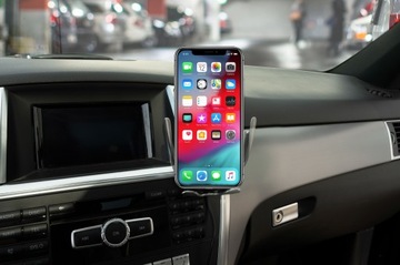 Автоматический ДЕРЖАТЕЛЬ ТЕЛЕФОНА, установленный в вентиляционном отверстии DUNLOP.