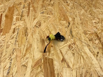 фото thumb №5, Датчик удара ударный штекер audi a4 b9 a5 8w a6 c8 a7 4m0959651