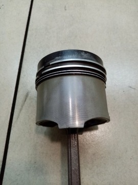 фото thumb №13, Поршень шатун peugeot partner i 1.9 d 19333