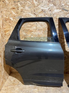 фото thumb №1, Комплектні двері праві зад задні volvo xc60 ii 17- lak 724