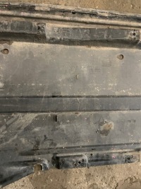 Audi a4 b8 a5 накладка плита пол подвеска левая Недорого, фото thumb