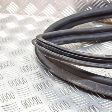 фото thumb №5, Renault zoe 2015 гумова прокладка багажника заднього / na кузов