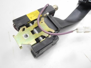 фото thumb №5, Pas безопасности правый перед vw golf iv 33014051