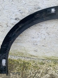 фото thumb №10, Молдинг права na передній крила mustang mach e