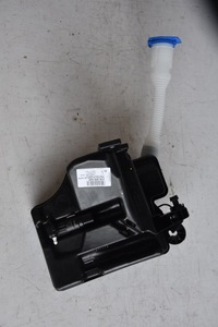 фото thumb №12, Бак омывателя + трубка + крышка org skoda fabia 3 rapid 6r0955453d