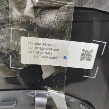 фото thumb №7, Tesla модель y 2022 скло передня / лобове