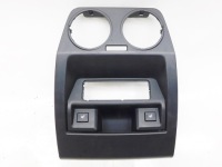 фото thumb №1, Панель рамка обдув тунель задня - land rover discovery iii 04-09