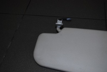 фото thumb №8, Защита солнцезащитная правая vw passat 3b0857552