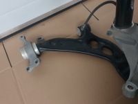 Амортизаторна стійка поворотний кулак амортизатор важіль правий 2.0d 6877062 bmw 1 f40 24r Київ, фото thumb