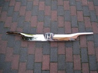 фото thumb №10, Накладка крышка багажника задняя honda crv iv 2015-2017r комплектная