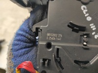 фото thumb №5, Renault clio 3 iii 05- рулевой/подрулевой переключатель света 88102002