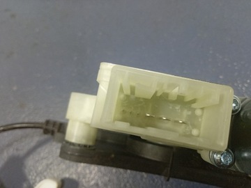 фото thumb №6, Vw passat b8 підйомник вікна зад лівий 3g5839461a