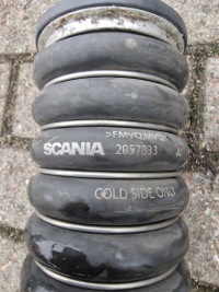 фото thumb №3, Соединитель труба интеркулер воздуха scania r 2057833