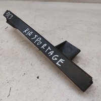 фото thumb №9, Kia sportage напрямна скло лівий задня 83550-1f000