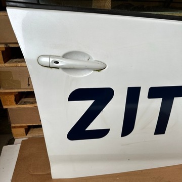 фото thumb №7, Renault zoe двері передні праві перед правий аксесуари скло планка ручка