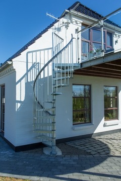 SCHODY ZEWNĘTRZNE DOLLE GARDENSPIN Ø155CM H=352cm