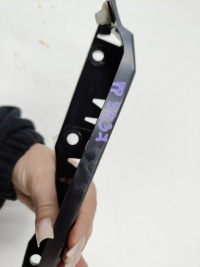 фото thumb №8, Направляющая бампера правый перед land rover discovery v l462 hy32-17a869-af