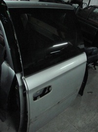 фото thumb №1, Дверь voyager iv lift ps2 целый włochy