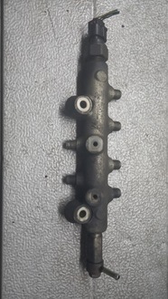 фото thumb №1, Молдинг впрыскная mazda 5 06r 2.0crd van