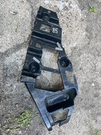 фото thumb №1, 85 renault koleos ii напрямна бампера задній правий 850443718r