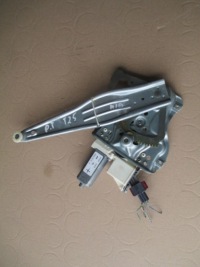 фото thumb №1, Подъемник окон правый задняя avensis t25 03-08 hb
