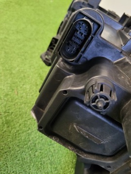 фото thumb №12, Mercedes w246 рестайлинг лампа левая полный led high performance левый a2469066901