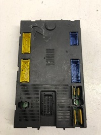 фото thumb №1, Модуль коробка bsi renault 6025408261