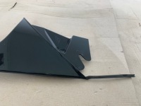 фото thumb №3, Ford mustang mach-e rwd спойлер правий кришки молдинг оригінал