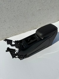 фото thumb №1, Kuga mk2 lift подлокотник кожаный usb