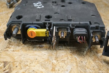 фото thumb №6, Клемма модуль акумулятора mercedes w204 a2075401550