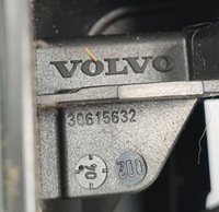 фото thumb №5, Пластик защита рейки сиденье левый перед volvo v50 30615632