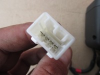 фото thumb №5, Kia sportage iii кліпса поперечина безпеки лівий задня