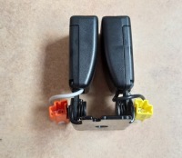 Купить Volvo v40 ii клипса поперечина ремней задний  задняя двойной 615580, фото thumb